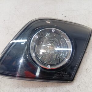 MAZDA AXELA / MAZDA 3 Rear Garnish / Moulding TAILGATE LAMP RH SIDE BK 2006-2009