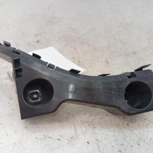 MAZDA AXELA / MAZDA 3 Front Bumper Reinforcer / Bracket LEFT BRACKET BUMPER TO GUARD BK MPS HATCH 2003-2009