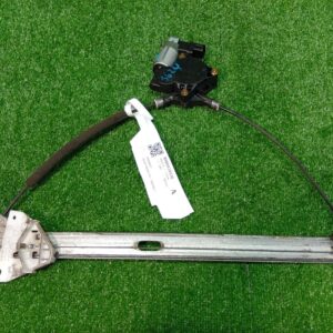 MAZDA PREMACY Right Front Window Regulator / Motor CR 2005-2010