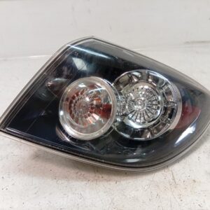 MAZDA AXELA / MAZDA 3 Right Rear Tail Light BK HATCH 2.3 ENG CLEAR TYPE LENS 4505 2003-2006