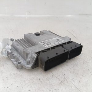 MAZDA BT-50 Computer / Ecu UN ENGINE ECU 3.0 WEAT DIESEL P N WE2618881G 2006-2011