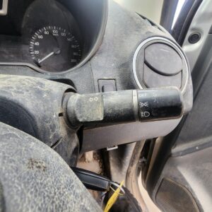 MAZDA BT-50 Combination Switch FLASHER SWITCH NON FOGLAMP NON AUTO H LAMP TYPE UP 2011-2015