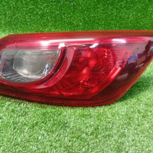MAZDA CX-3 Right Rear Tail Light DK IN BODY NON LED TYPE 2015-ON