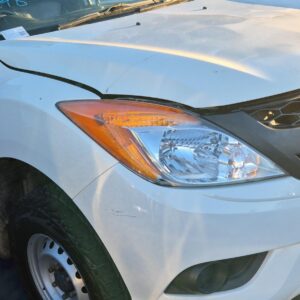 MAZDA BT-50 Right Front Head Light UP AMBER INDICATOR TYPE 2011-2015