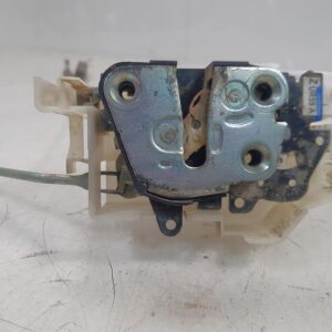 MAZDA BT-50 Door Lock LEFT FRONT DOOR LOCK UN POWER 2006-2011