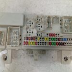 MAZDA AXELA / MAZDA 3 Fuse Box DASH B36R BK 2003-2009
