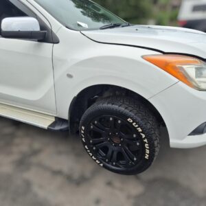 MAZDA BT-50 Right Front Guard UP UR W INDICATOR NON SNORKEL TYPE 2011-2020
