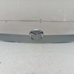 MAZDA PREMACY Rear Garnish / Moulding TAILGATE CENTRE CW 2010-2018