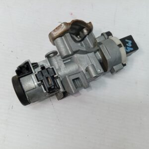 MAZDA BT-50 Ignition Switch With Key UN 4WD MANUAL T M 2006-2011