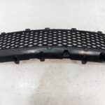 MAZDA AXELA / MAZDA 3 Grille BUMPER GRILLE CENTRE BK HATCH 2.3 2003-2006