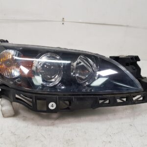 MAZDA AXELA / MAZDA 3 Right Front Head Light BK SEDAN NON HID ELECT ADJUST TYPE 2003-2009