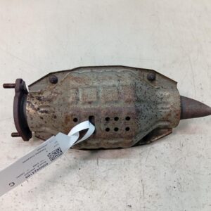 MAZDA AXELA / MAZDA 3 Catalytic Converter Must Return Exchange UNDER CAR CAT TYPE 2.0 PETROL HATCH BK 2006-2009