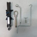 MAZDA AXELA / MAZDA 3 Jack And Tool Kit BL 2009-2013