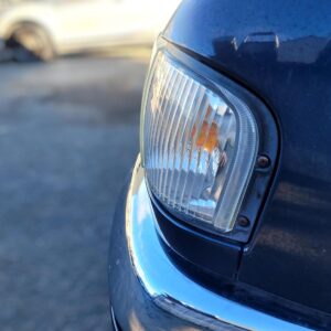 MAZDA BOUNTY Left Fog Light / Indicator CORNER LAMP UTE 2002-2006