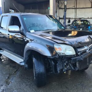 MAZDA BT-50 Computer / Ecu ENGINE ECU 3.0 WEAT DIESEL P N WE0718881A 2006-2011