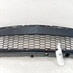 MAZDA AXELA / MAZDA 3 Grille BUMPER GRILLE CENTRE BK SEDAN 2.0 MZR CD 2007-2009
