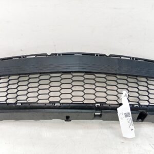 MAZDA AXELA / MAZDA 3 Grille BUMPER GRILLE CENTRE BK SEDAN 2.0 MZR CD 2007-2009