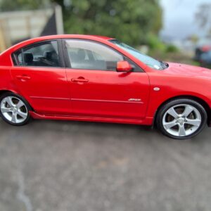 MAZDA AXELA / MAZDA 3 Left Front Guard BK SEDAN W SKIRT TYPE 2003-2009
