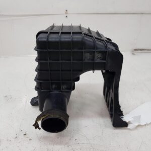 MAZDA ATENZA / MAZDA 6 Air Filter Box AIR RESONATOR GG GY 2002-2008