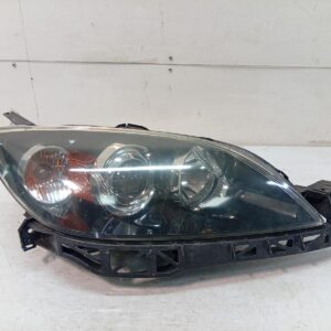 MAZDA AXELA / MAZDA 3 Right Front Head Light BK HATCH XENON HID TYPE 3 PIN PLUG ELECTRIC ADJUST TYPE 2003-2009