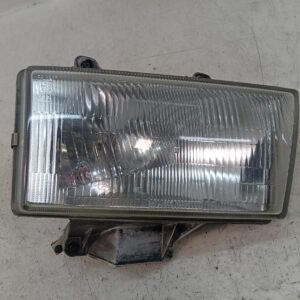 MAZDA BOUNTY Right Front Head Light LENS NUMBER 100-16020 1999-2002
