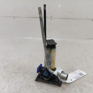 MAZDA BOUNTY Jack And Tool Kit UTE 2002-2006