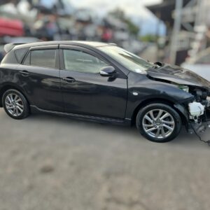 MAZDA AXELA / MAZDA 3 Rear Bumper Cover Only BL HATCH JAP TYPE NON PARK SENSOR NON SP25 W PLATE NO CUT OUT TYPE 2011-2013