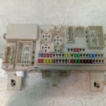 MAZDA AXELA / MAZDA 3 Fuse Box DASH B32H BK 2003-2009