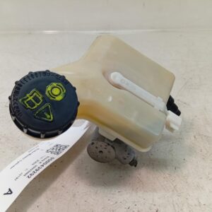 MAZDA AXELA / MAZDA 3 Master Cylinder BK NON TURBO W ABS TYPE 2003-2009