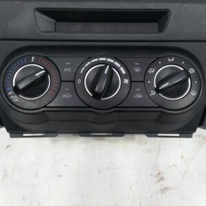 MAZDA AXELA / MAZDA 3 Heater / Air Conditioning Controls BN STANDARD TYPE 2016-ON