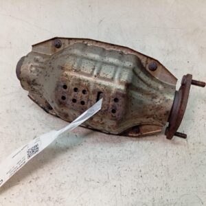 MAZDA AXELA / MAZDA 3 Catalytic Converter Must Return Exchange UNDER CAR CAT TYPE 2.0 PETROL NON SKYACTIV SEDAN BL 2009-2013