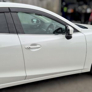MAZDA AXELA / MAZDA 3 Right Front Door BM BN SEDAN HATCH 2013-2019