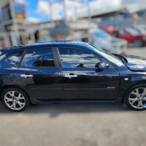 MAZDA AXELA / MAZDA 3 Computer / Ecu ENGINE ECU 2.3 PETROL AUTO T M ECU ONLY P N L37618881 BK 2003-2009