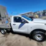 MAZDA BT-50 Left Front Hub Assembly UP UR 2WD HI RIDE 2011-2020