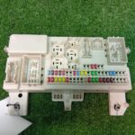 MAZDA AXELA / MAZDA 3 Fuse Box DASH B32H BK 2003-2009
